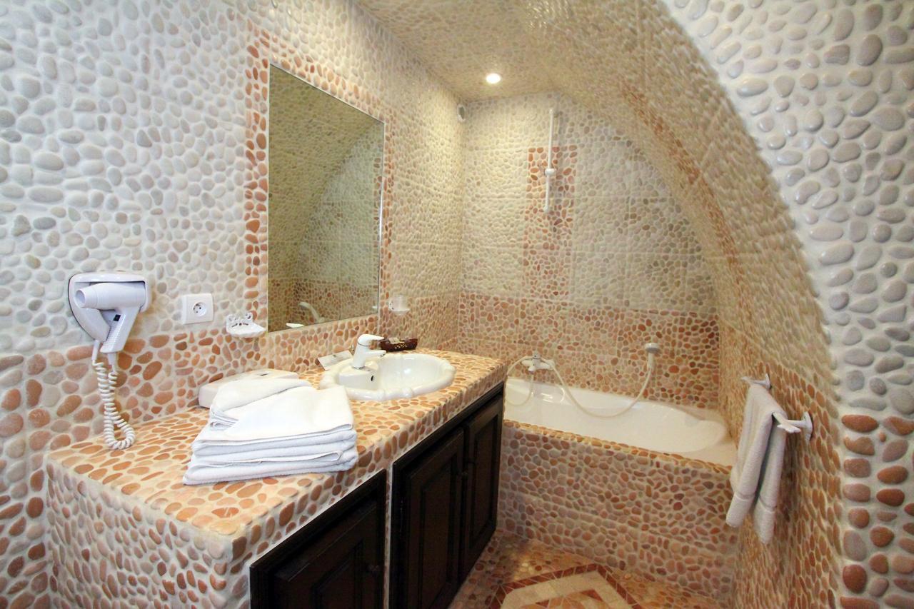 L'Enclos Des Lauriers Roses Cabrieres  ภายนอก รูปภาพ