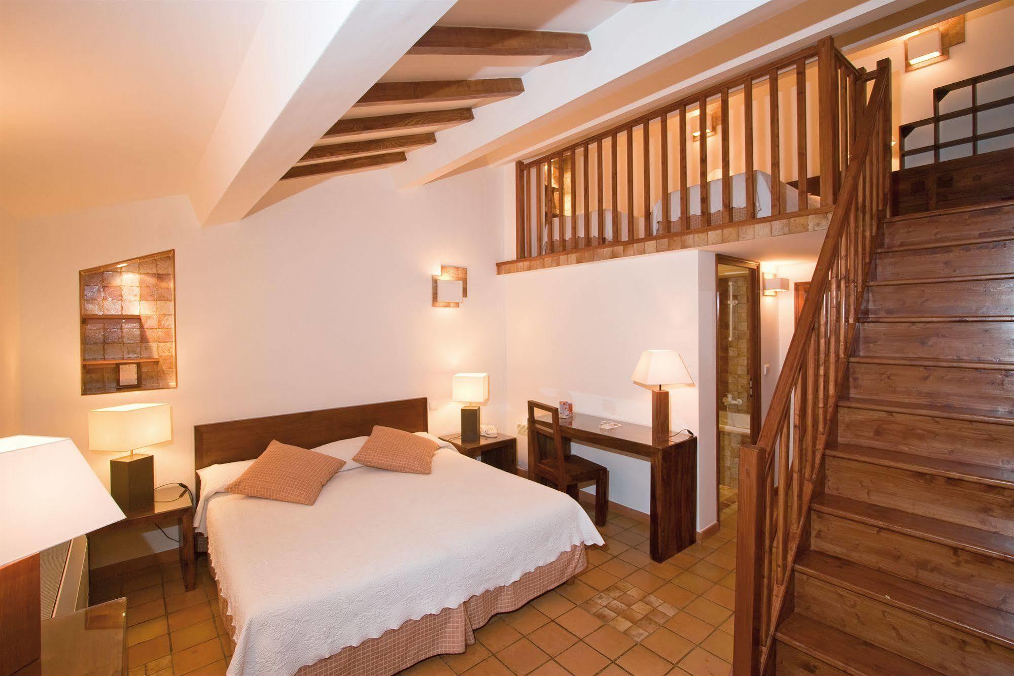 L'Enclos Des Lauriers Roses Cabrieres  ภายนอก รูปภาพ